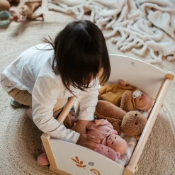 EUREKAKIDS Cuna mecedora de madera