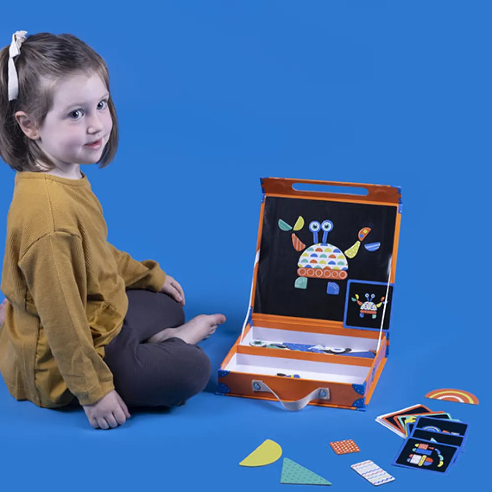 EUREKAKIDS Maletín magnético crazy shapes
